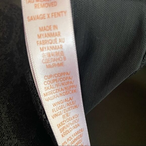 SAVAGE X Fenty Snake Lace T-Shirt Bra Black Caviar Size 40DD - Picture 6 of 8